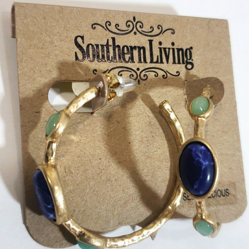 Earrings - Picture 1 of 1